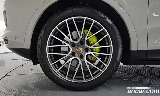 Porsche Cayenne 2023 3.0 автомат (гидро), миниатюра 4 Porsche Cayenne 2023 3.0 автомат (гидро), миниатюра 4