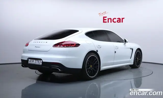Porsche Panamera, 2014, 106 265 км