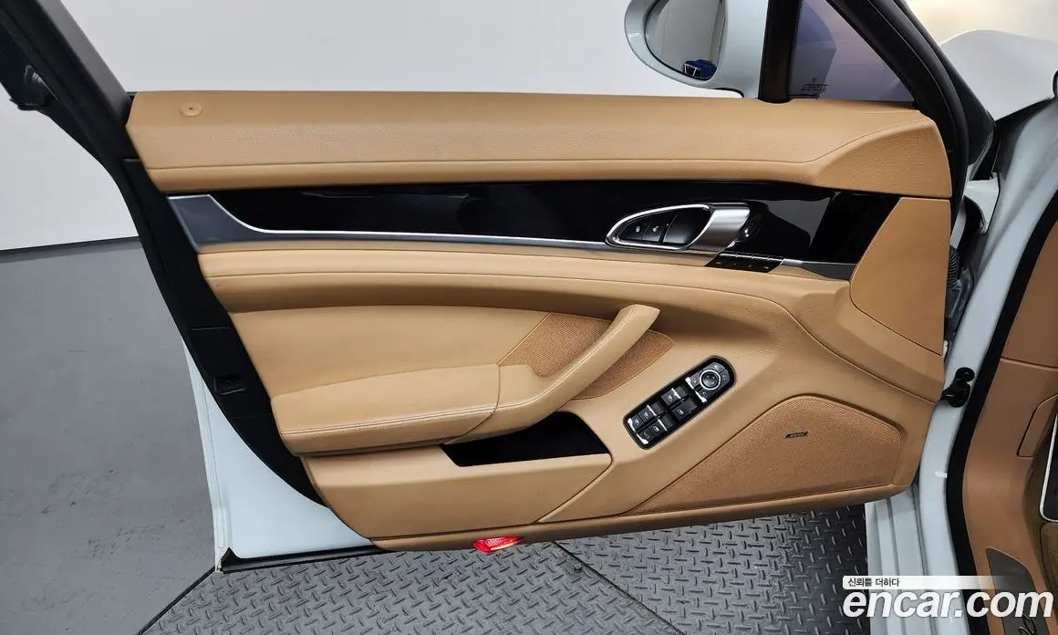 Porsche Panamera 2014 3.0 автомат (гидро), фото 13 Porsche Panamera 2014 3.0 автомат (гидро), фото 13