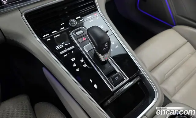 Porsche Panamera 2018 2.9 автомат (гидро), миниатюра 12