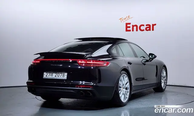Porsche Panamera, 2018, 68 645 км