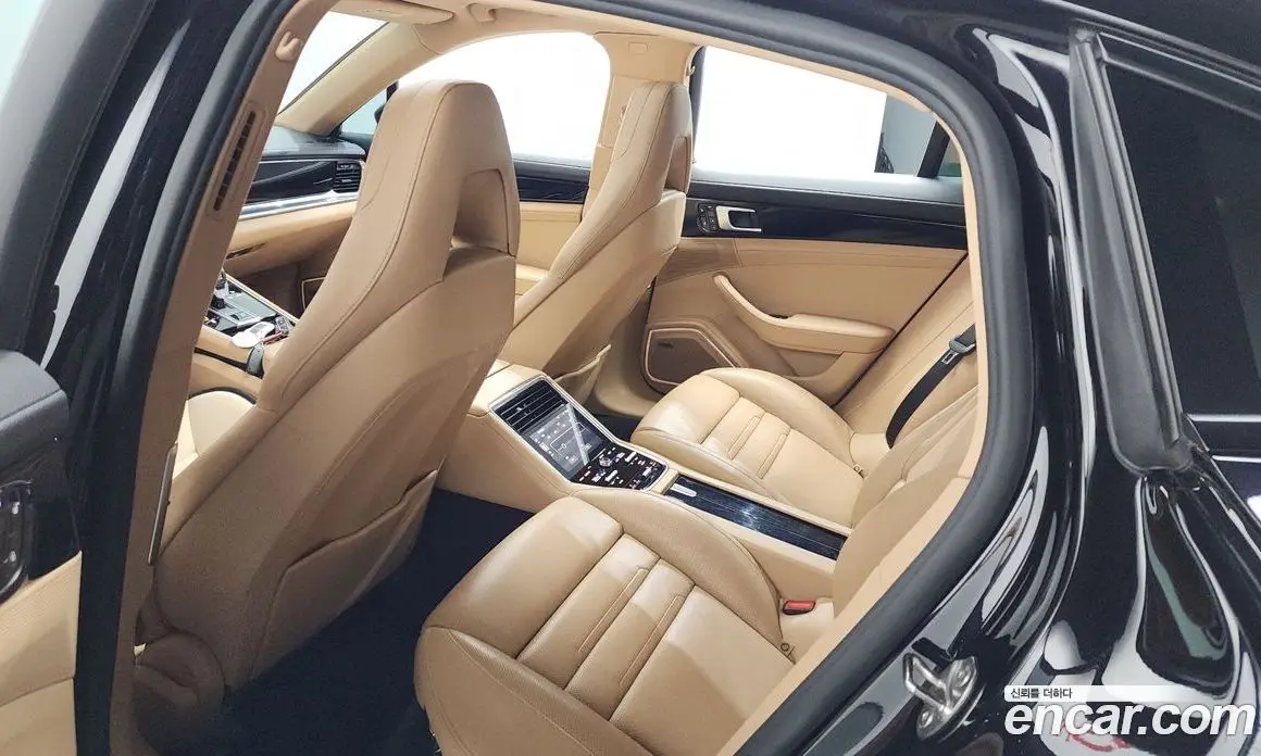 Porsche Panamera 2018 3.0 автомат (гидро), фото 16 Porsche Panamera 2018 3.0 автомат (гидро), фото 16
