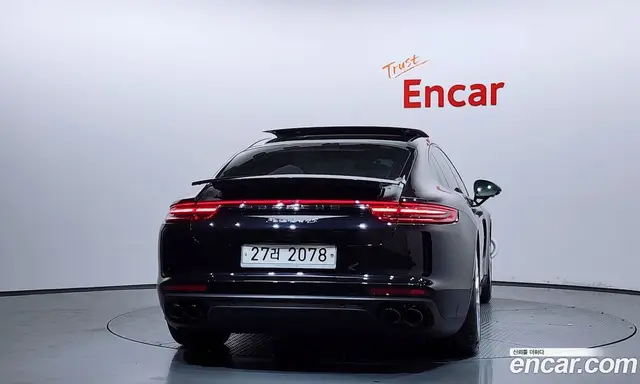 Porsche Panamera 2018 3.0 автомат (гидро), миниатюра 3 Porsche Panamera 2018 3.0 автомат (гидро), миниатюра 3