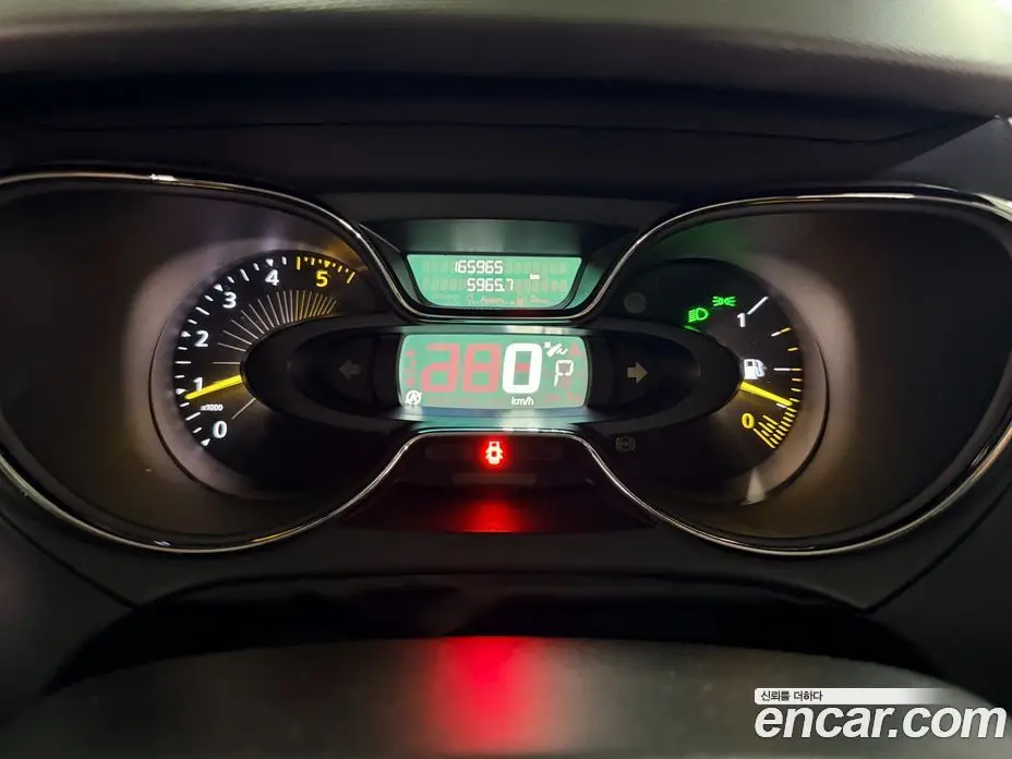 Renault (Samsung) QM3 2016 1.5 автомат (гидро), фото 12