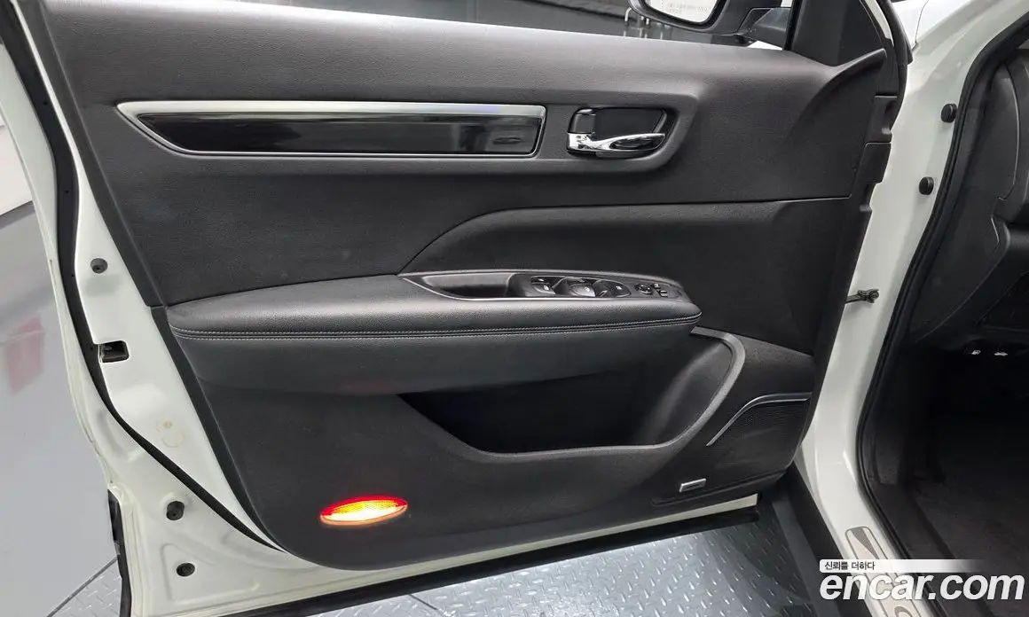 Renault (Samsung) QM6 2017 2.0 автомат (гидро), фото 14 Renault (Samsung) QM6 2017 2.0 автомат (гидро), фото 14