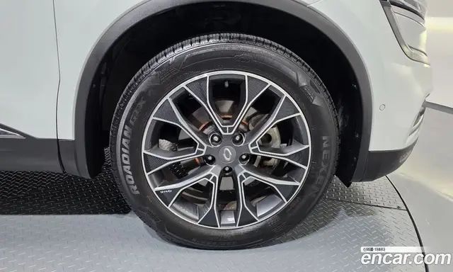 Renault (Samsung) QM6 2017 2.0 автомат (гидро), миниатюра 7 Renault (Samsung) QM6 2017 2.0 автомат (гидро), миниатюра 7