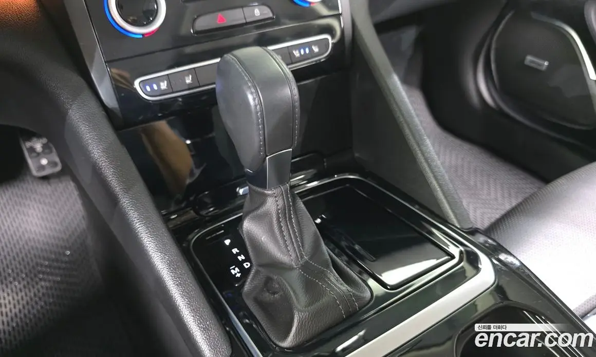 Renault (Samsung) SM6 2016 1.6 автомат (гидро), фото 12 Renault (Samsung) SM6 2016 1.6 автомат (гидро), фото 12