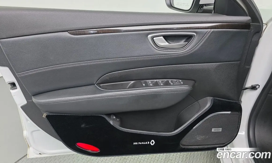 Renault (Samsung) SM6 2016 1.6 автомат (гидро), фото 14 Renault (Samsung) SM6 2016 1.6 автомат (гидро), фото 14