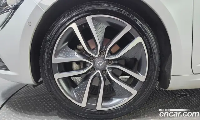 Renault (Samsung) SM6 2016 1.6 автомат (гидро), миниатюра 5 Renault (Samsung) SM6 2016 1.6 автомат (гидро), миниатюра 5