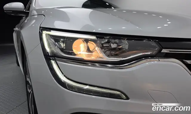 Renault (Samsung) SM6 2017 2.0 автомат (гидро), миниатюра 8