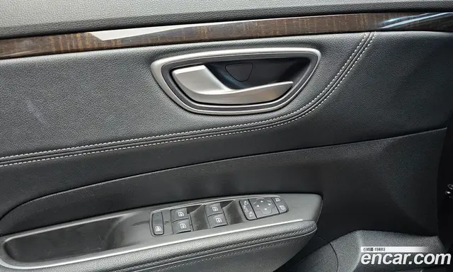 Renault (Samsung) SM6 2019 2.0 автомат (гидро), миниатюра 11 Renault (Samsung) SM6 2019 2.0 автомат (гидро), миниатюра 11
