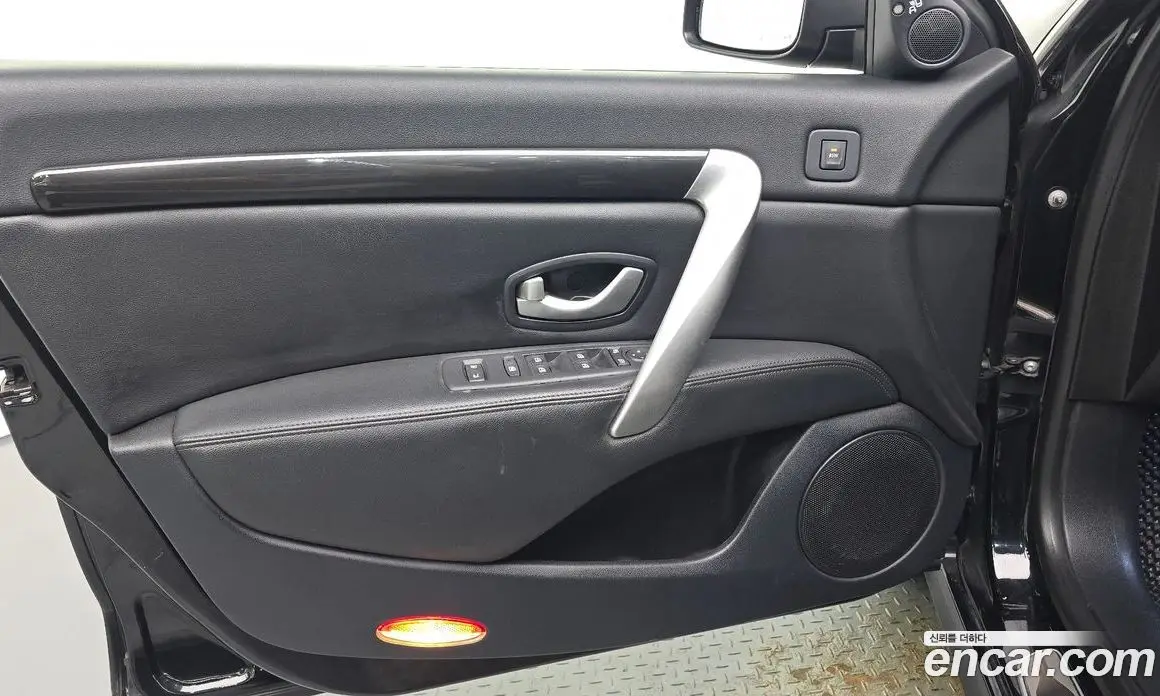 Renault (Samsung) SM7 2019 2.0 автомат (гидро), фото 14 Renault (Samsung) SM7 2019 2.0 автомат (гидро), фото 14