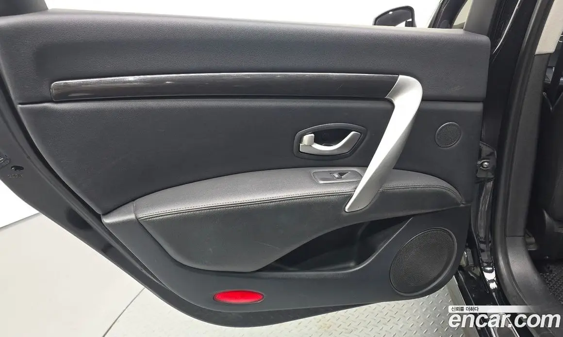 Renault (Samsung) SM7 2019 2.0 автомат (гидро), фото 15 Renault (Samsung) SM7 2019 2.0 автомат (гидро), фото 15
