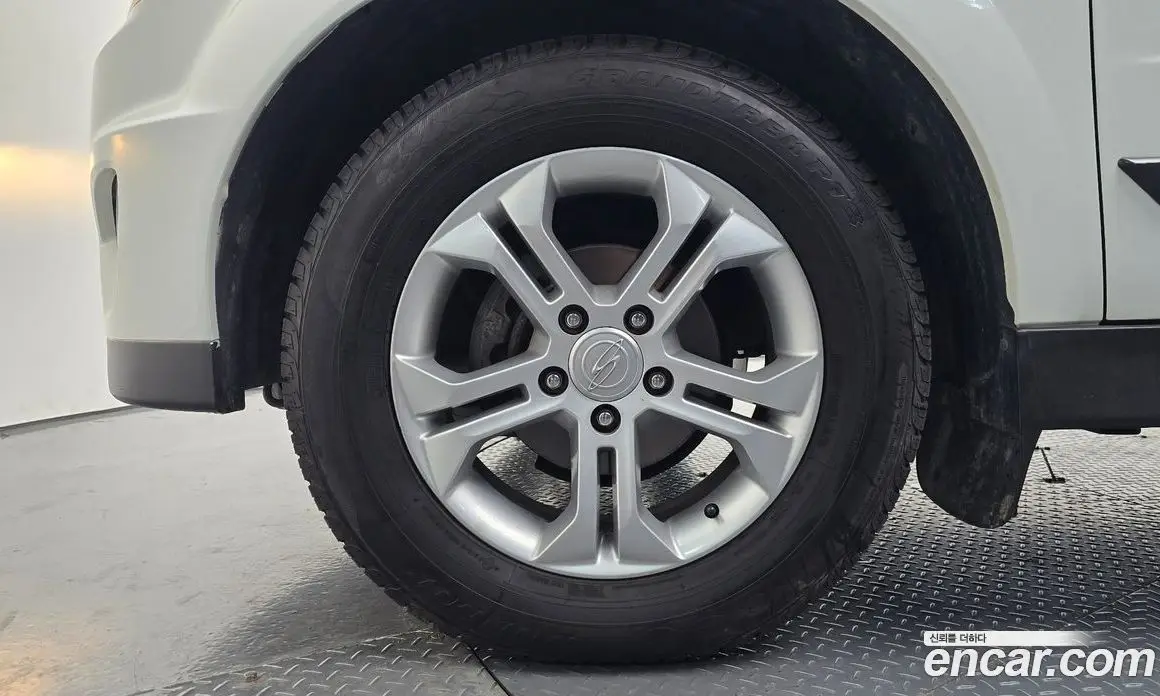 SsangYong Korando 2012 2.0 автомат (гидро), фото 5 SsangYong Korando 2012 2.0 автомат (гидро), фото 5