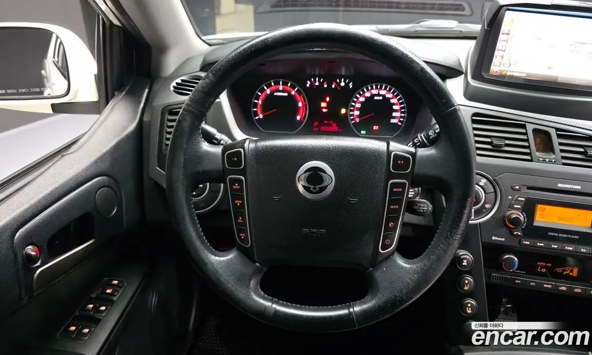 SsangYong Korando 2014 2.0 автомат (гидро), фото 19