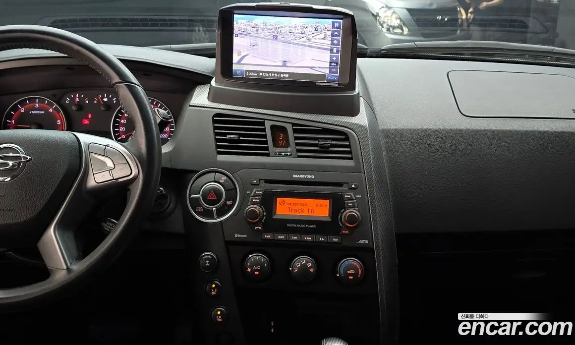 SsangYong Korando 2015 2.0 автомат (гидро), фото 19 SsangYong Korando 2015 2.0 автомат (гидро), фото 19