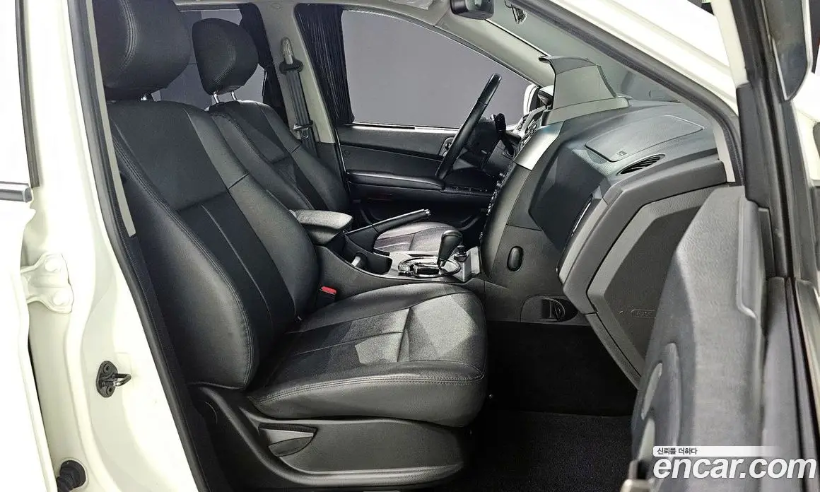 SsangYong Korando 2016 2.2 автомат (гидро), фото 16 SsangYong Korando 2016 2.2 автомат (гидро), фото 16