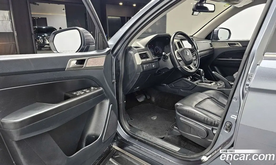 SsangYong Rexton 2018 2.2 автомат (гидро), фото 13