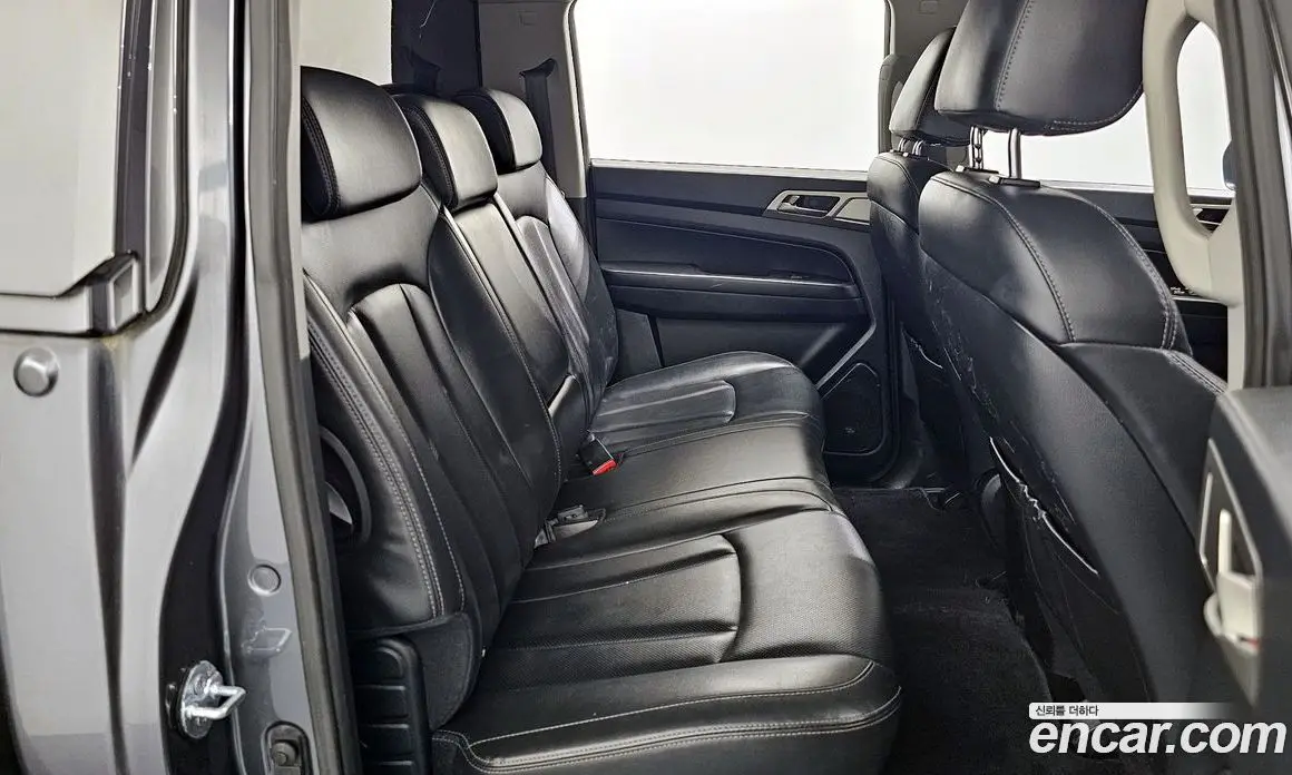 SsangYong Rexton 2018 2.2 автомат (гидро), фото 18
