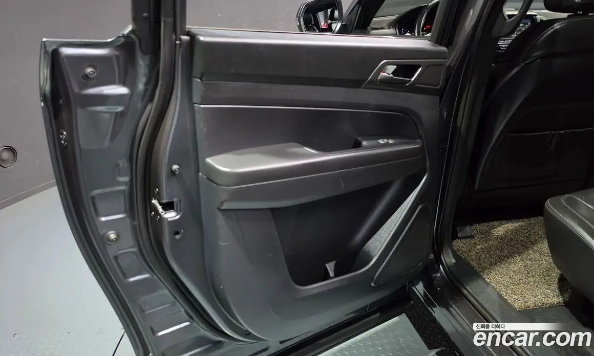 SsangYong Rexton 2021 2.2 автомат (гидро), фото 15