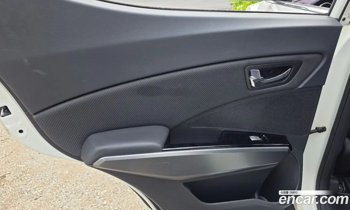 SsangYong TIBOLI 2018 1.6 автомат (гидро), фото 15 SsangYong TIBOLI 2018 1.6 автомат (гидро), фото 15