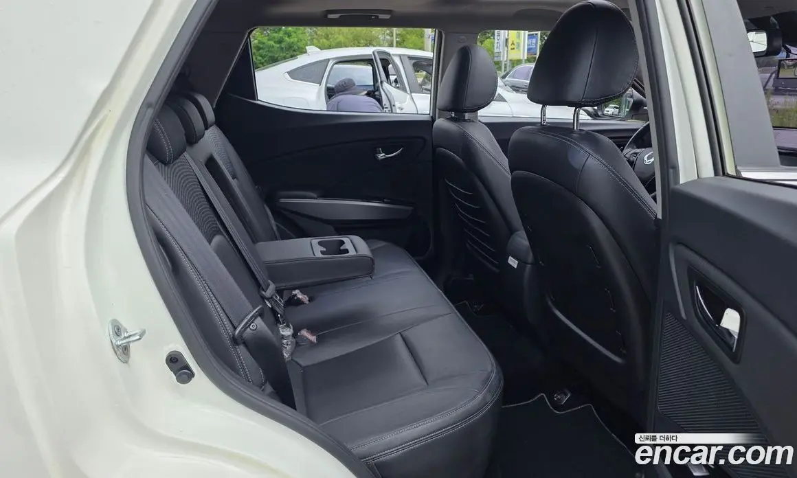 SsangYong TIBOLI 2018 1.6 автомат (гидро), фото 16 SsangYong TIBOLI 2018 1.6 автомат (гидро), фото 16
