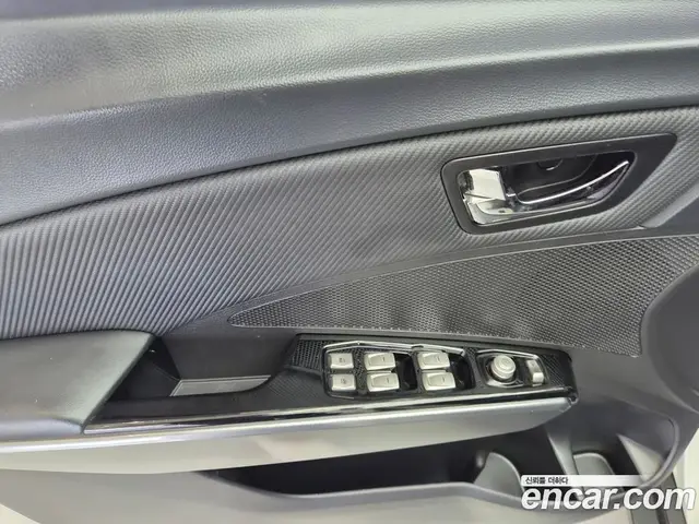 SsangYong TIBOLI 2018 1.6 автомат (гидро), миниатюра 11