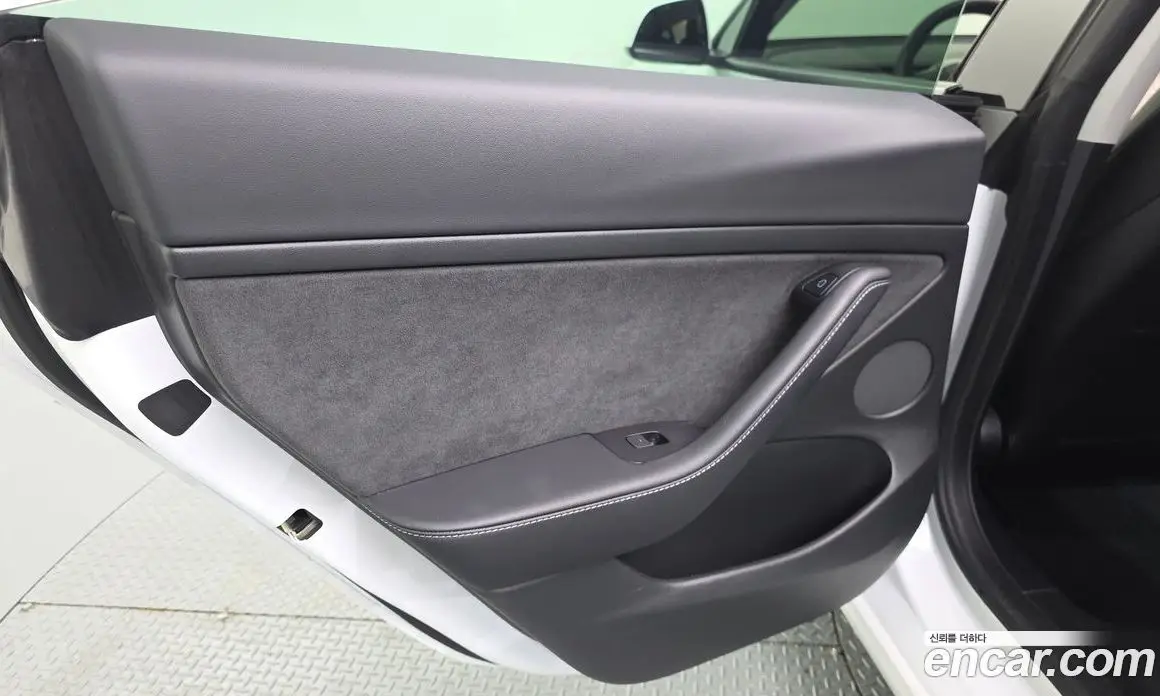 Tesla Model 3 2022 0.2 автомат (гидро), фото 15