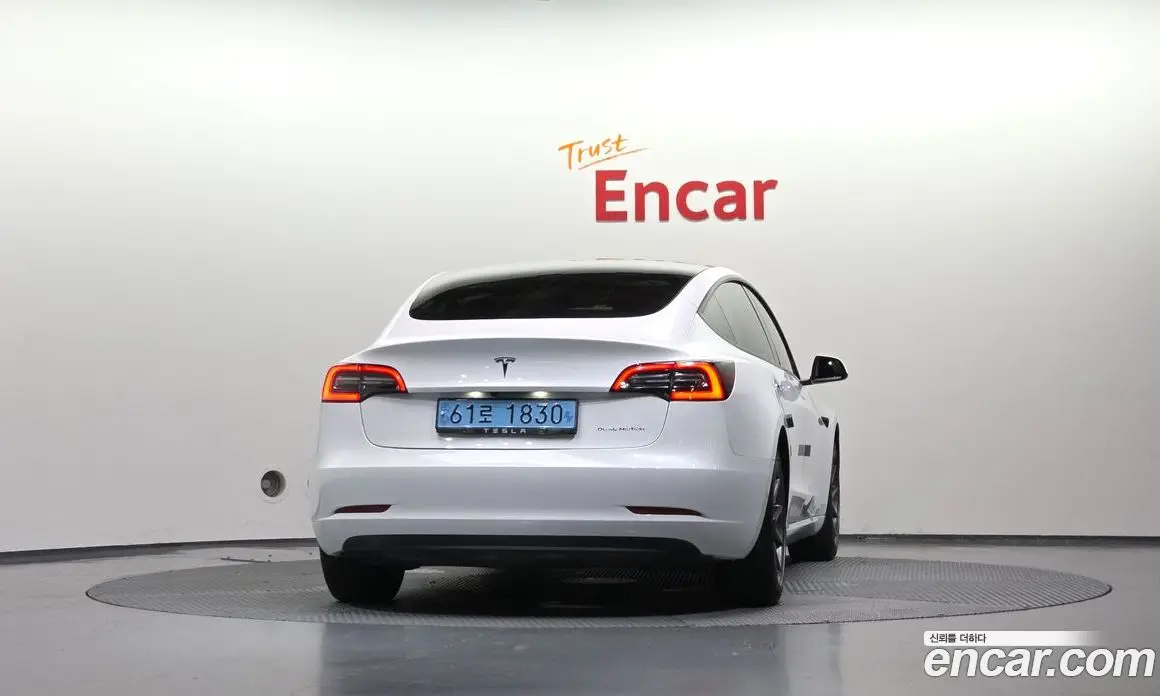 Tesla Model 3 2022 0.2 автомат (гидро), фото 4
