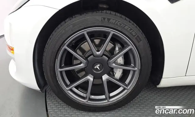 Tesla Model 3 2022 0.2 автомат (гидро), миниатюра 5