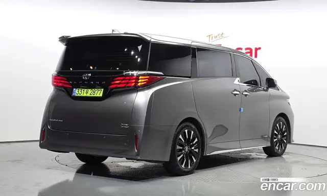 Toyota Alphard 2024 2.5 автомат (гидро), миниатюра 2
