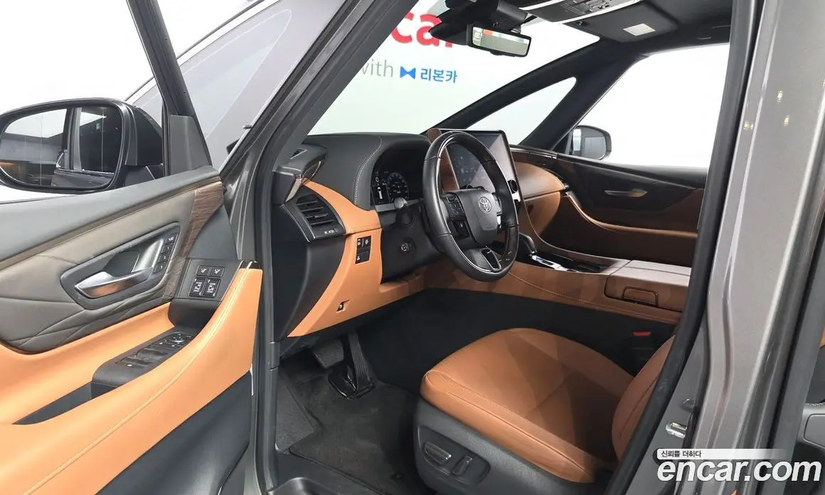 Toyota Alphard 2024 2.5 автомат (гидро), фото 13