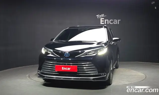Toyota Sienna 2024 2.5 автомат (гидро), миниатюра 2 Toyota Sienna 2024 2.5 автомат (гидро), миниатюра 2