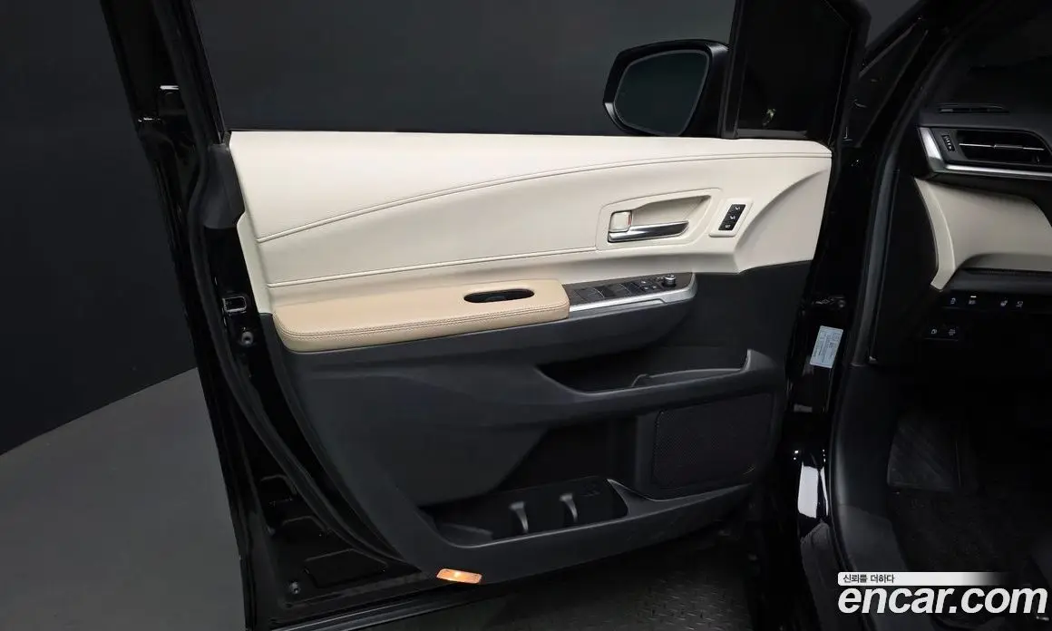 Toyota Sienna 2024 2.5 автомат (гидро), фото 14 Toyota Sienna 2024 2.5 автомат (гидро), фото 14