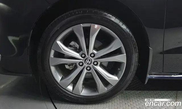 Toyota Sienna 2024 2.5 автомат (гидро), миниатюра 4 Toyota Sienna 2024 2.5 автомат (гидро), миниатюра 4