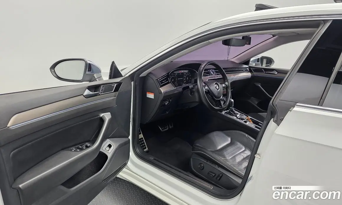 Volkswagen Arteon 2019 2.0 автомат (гидро), фото 13 Volkswagen Arteon 2019 2.0 автомат (гидро), фото 13