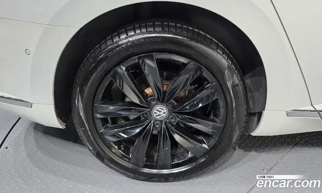 Volkswagen Arteon 2019 2.0 автомат (гидро), миниатюра 7 Volkswagen Arteon 2019 2.0 автомат (гидро), миниатюра 7