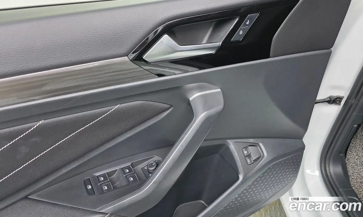 Volkswagen Jetta 2023 1.5 автомат (гидро), фото 19