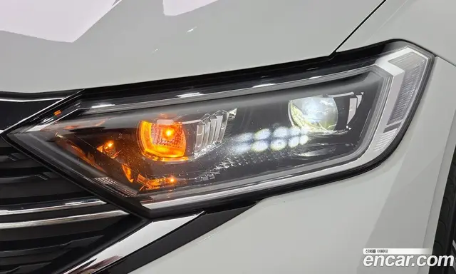 Volkswagen Jetta 2023 1.5 автомат (гидро), миниатюра 8