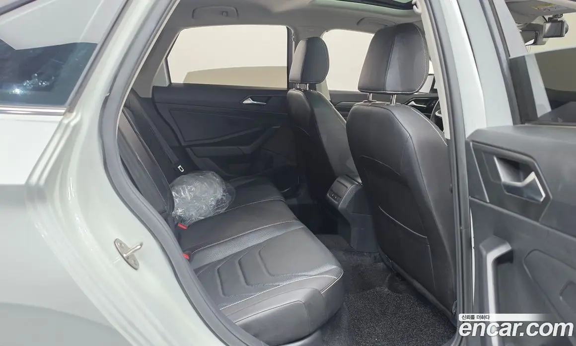 Volkswagen Jetta 2023 1.5 автомат (гидро), фото 17 Volkswagen Jetta 2023 1.5 автомат (гидро), фото 17