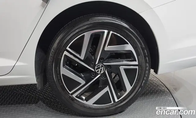 Volkswagen Jetta 2023 1.5 автомат (гидро), миниатюра 7 Volkswagen Jetta 2023 1.5 автомат (гидро), миниатюра 7