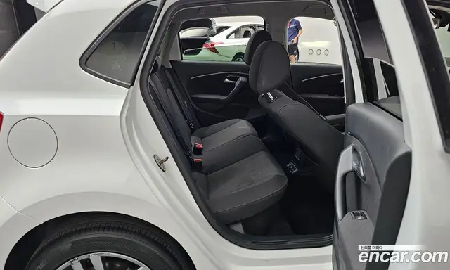 Volkswagen Polo 2015 1.4 автомат (гидро), миниатюра 12