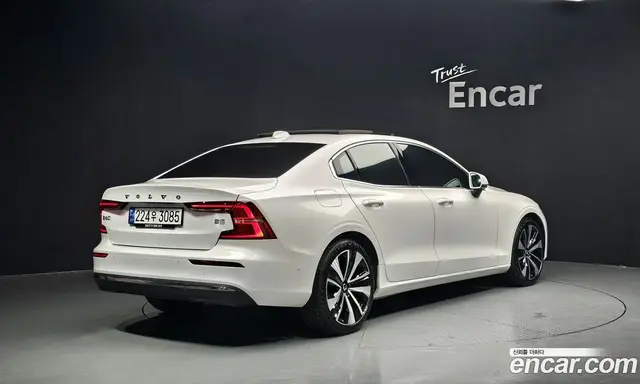 Volvo S60 2024 2.0 автомат (гидро), миниатюра 2 Volvo S60 2024 2.0 автомат (гидро), миниатюра 2