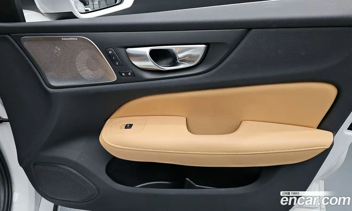 Volvo S60 2024 2.0 автомат (гидро), фото 14 Volvo S60 2024 2.0 автомат (гидро), фото 14