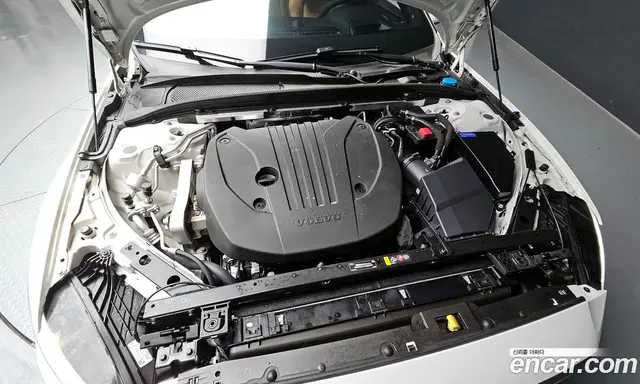 Volvo S60 2024 2.0 автомат (гидро), миниатюра 6 Volvo S60 2024 2.0 автомат (гидро), миниатюра 6
