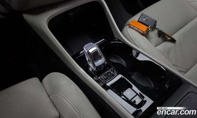 Volvo XC40 2022 2.0 автомат (гидро), миниатюра 12