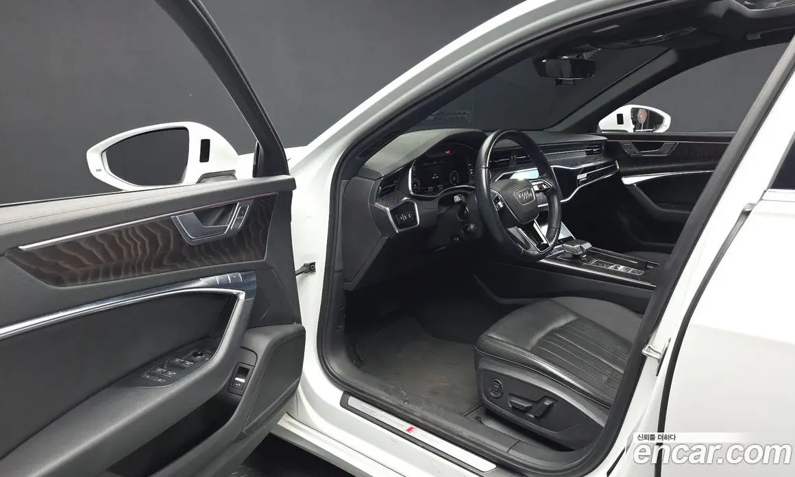 Audi A6 2020 2.0 автомат (гидро), фото 13