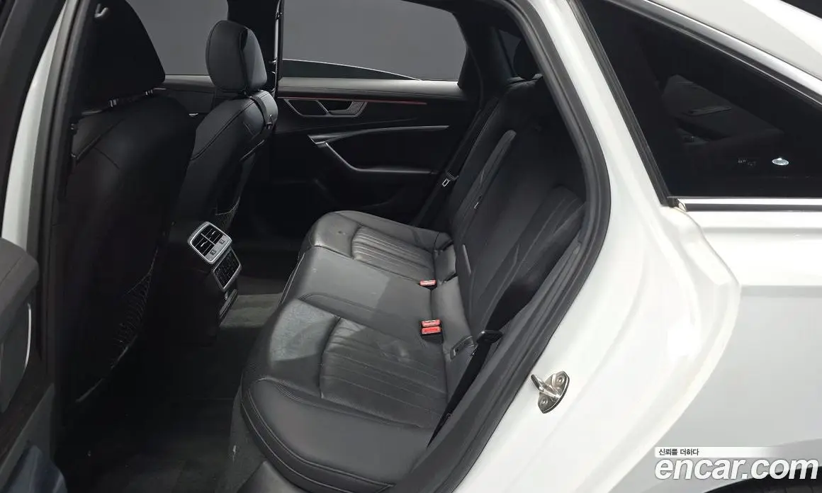 Audi A6 2020 2.0 автомат (гидро), фото 16