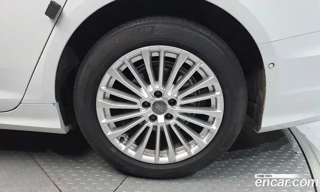 Audi A6 2020 2.0 автомат (гидро), миниатюра 5
