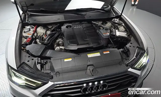 Audi A6 2020 2.0 автомат (гидро), миниатюра 6